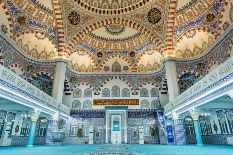Ahmet Ayşe İnci Cami aydınlatma referansı
