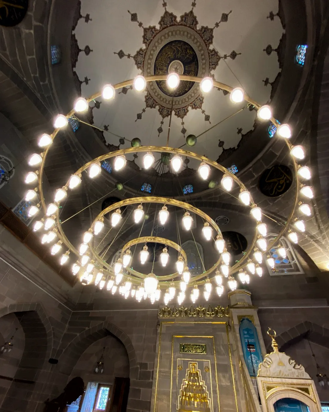 Kurşunlu Cami aydınlatma uygulamasından bir görünüm