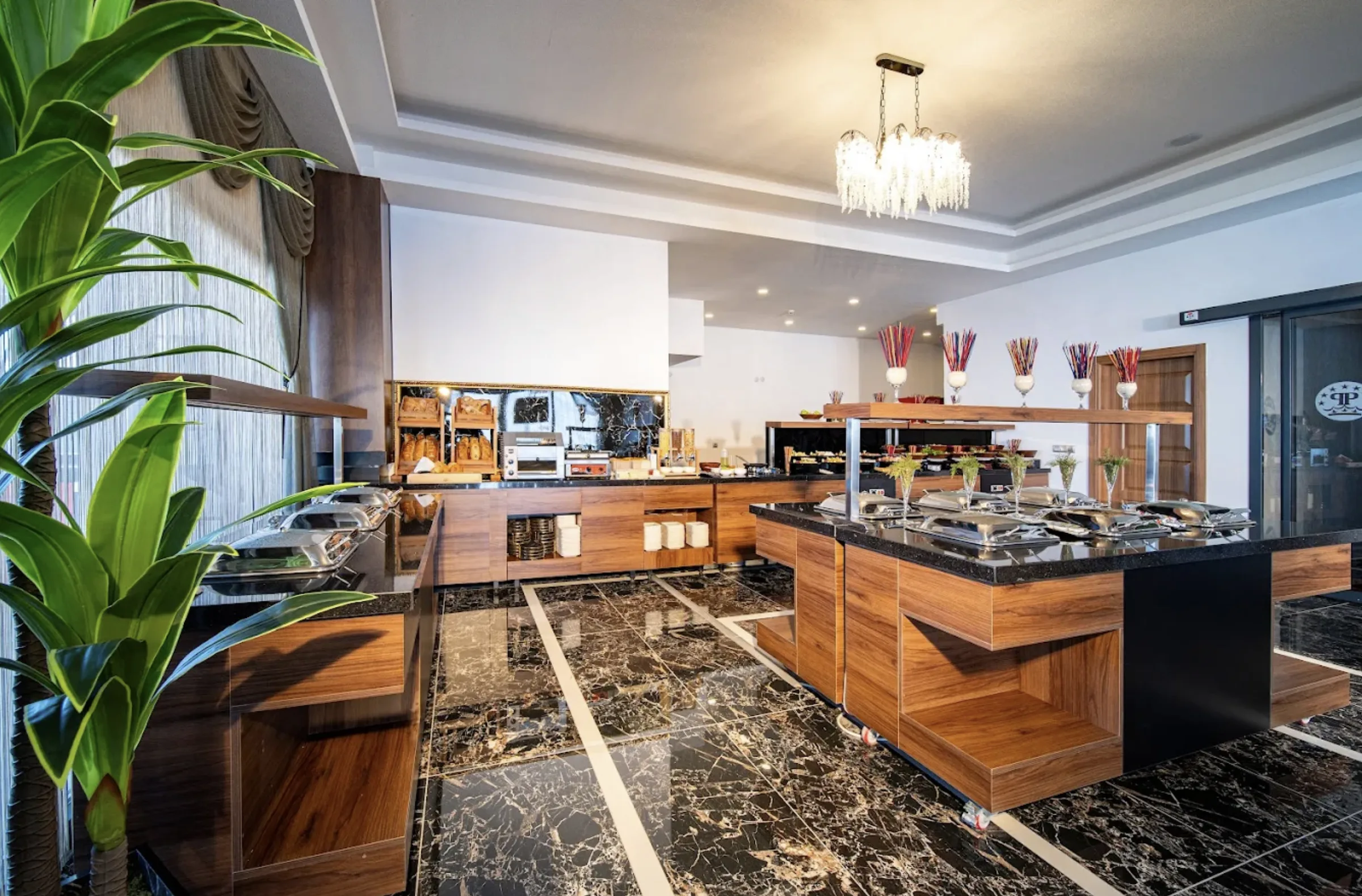 Peony Palace Erciyes aydınlatma uygulamasından bir görünüm