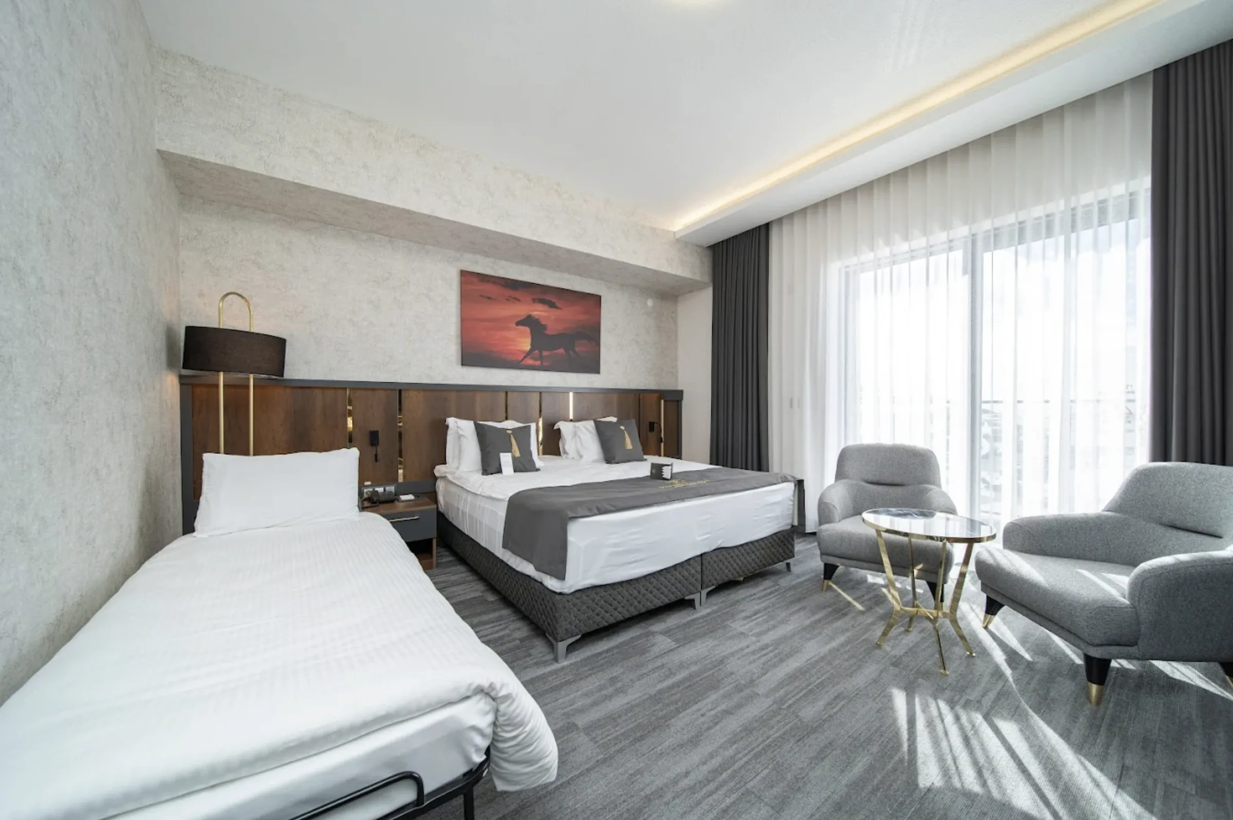 Peony Palace Erciyes aydınlatma uygulamasından bir görünüm