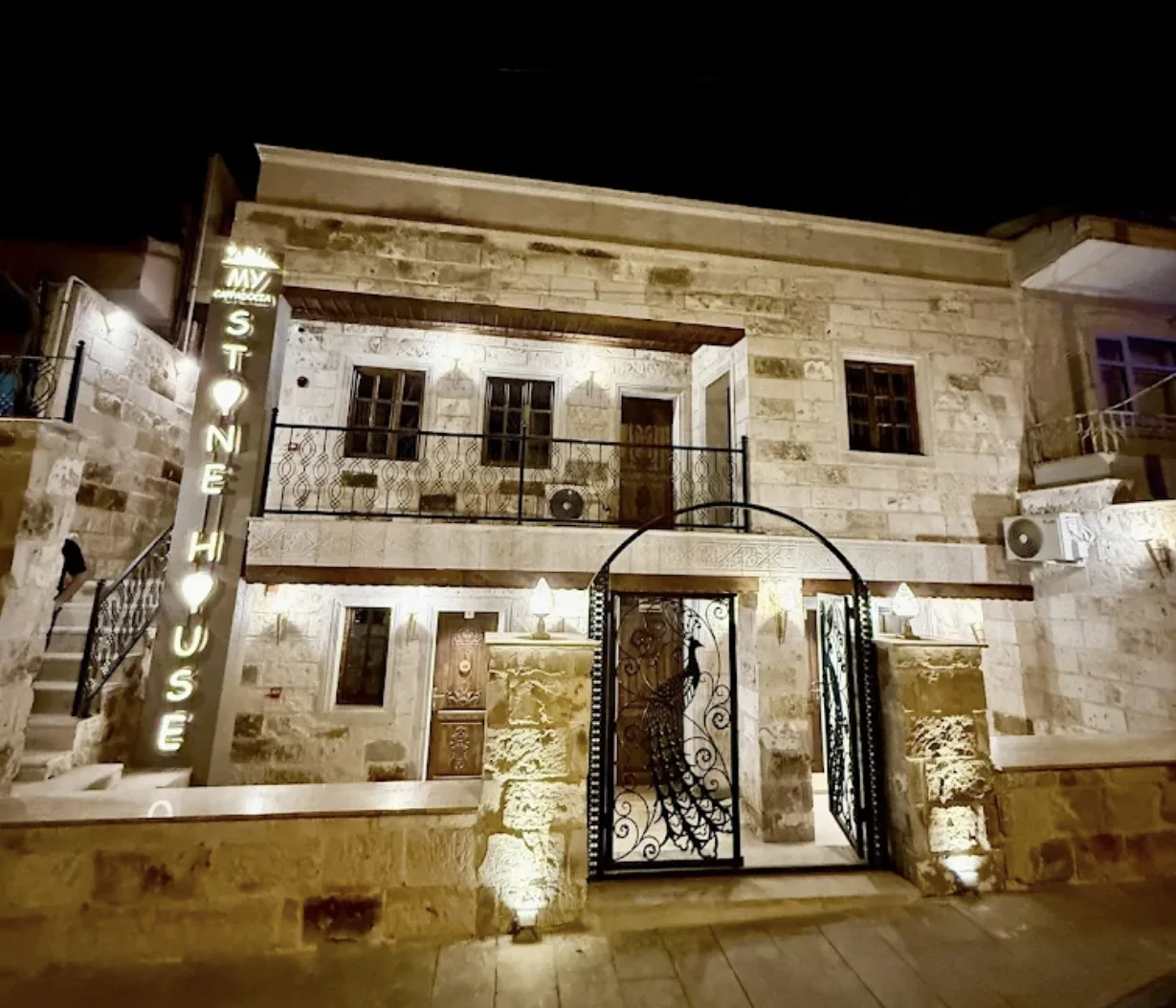 My Cappadocıa Stone House aydınlatma uygulamasından bir görünüm