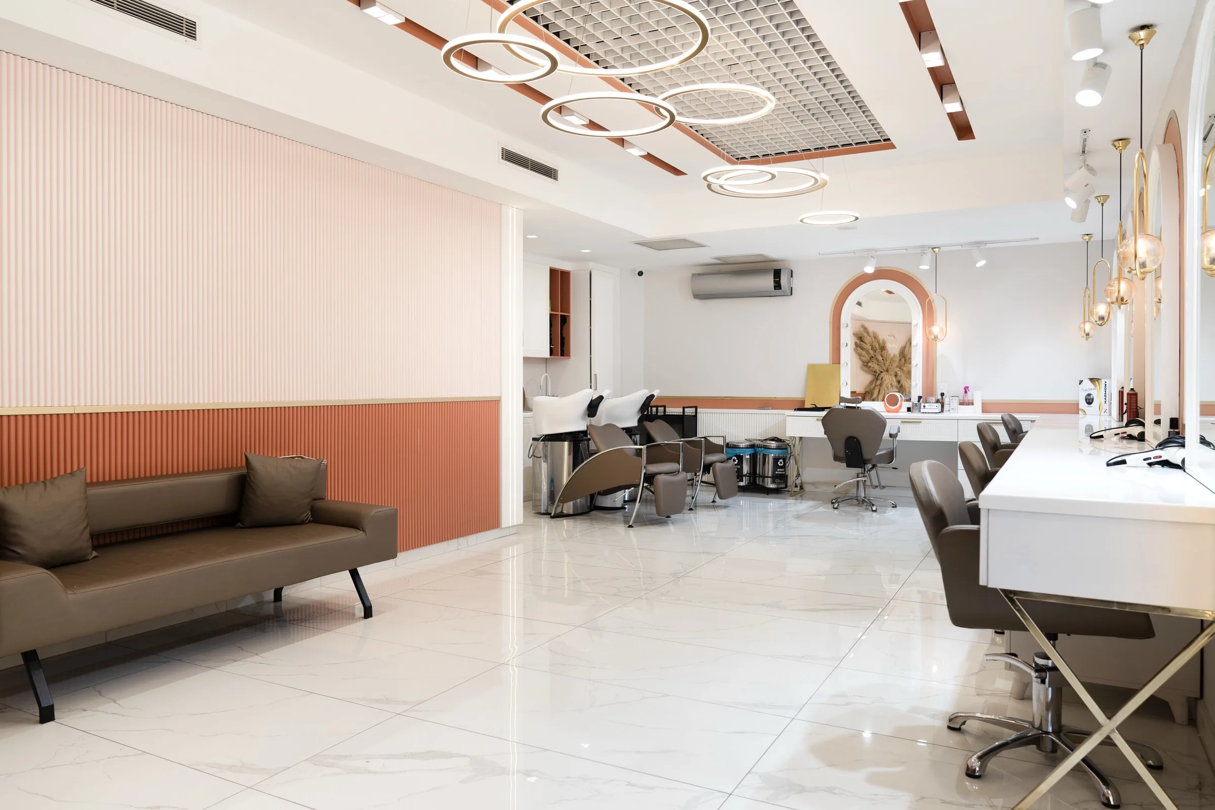Fier Beauty Center aydınlatma uygulamasından bir görünüm
